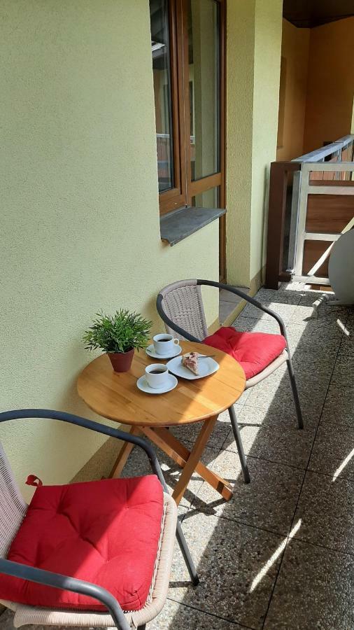 Apartmanovy Dom Tatran, Apartman A32 Доновали Екстериор снимка
